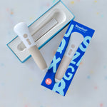 Readioos läspenna är enkel för barnet att greppa och aktiverar ljud från tryckt material