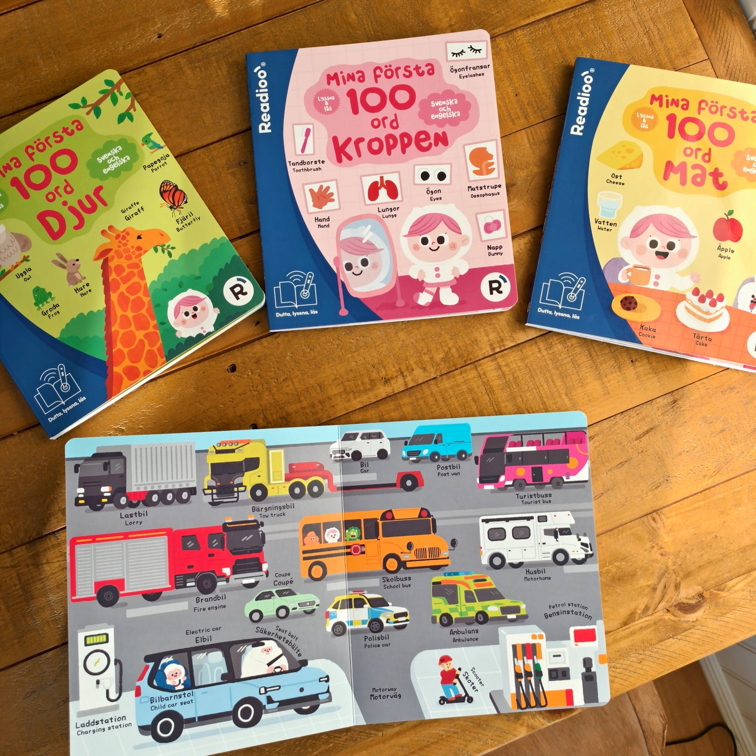 My First 100 Words: Vehicles (Swedish and English)