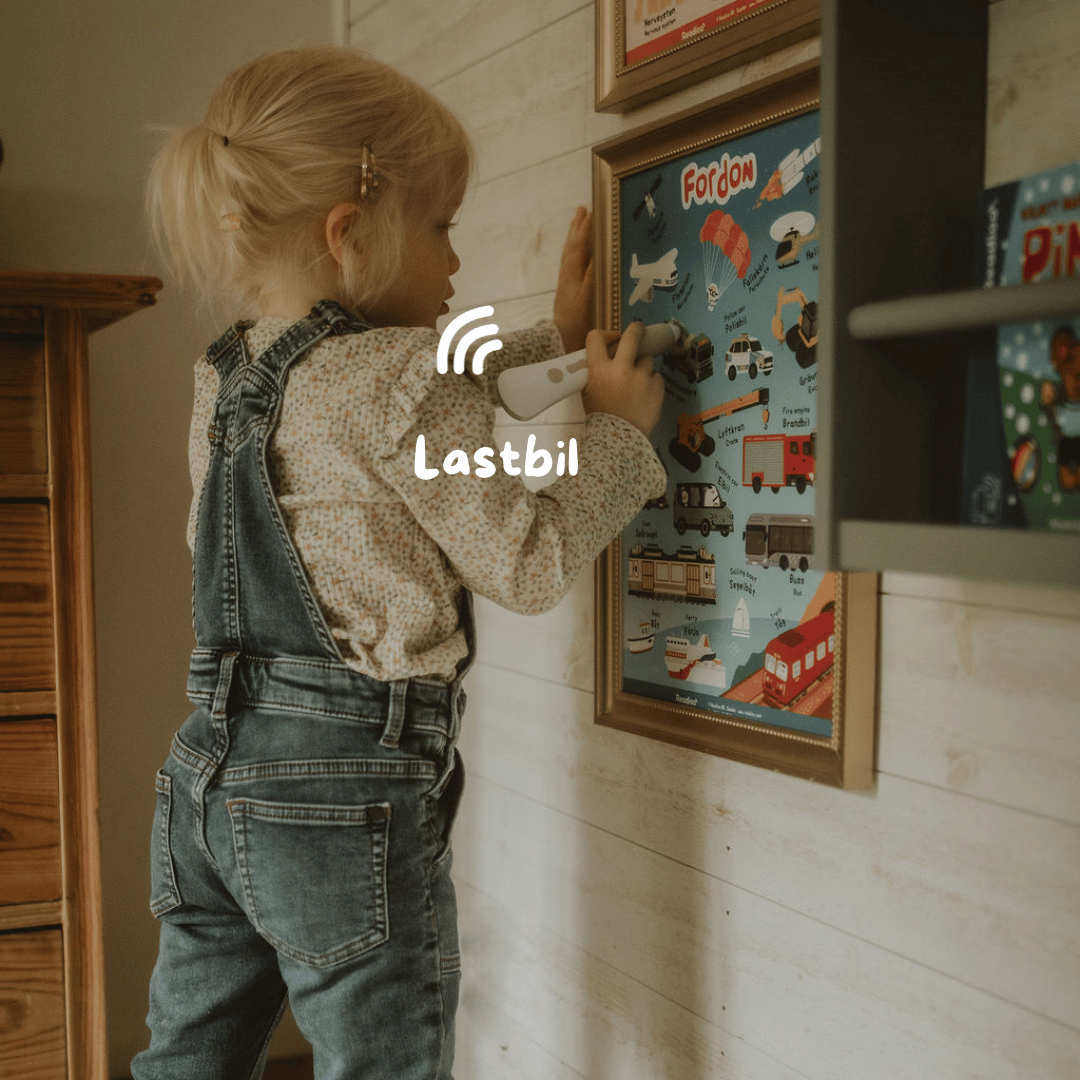 Lyssna till vad fordonen heter på både svenska och engelska